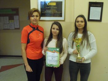 Dziewczyny z LO wicemistrzyniami Powiatu w tenisie stołowym!!!