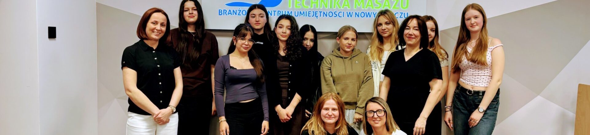 „Uczymy się, pomagając”